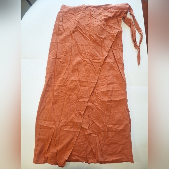 Halter top and side tie skirt set- Brand new with tags. Burnt orange - Picture 5 of 5